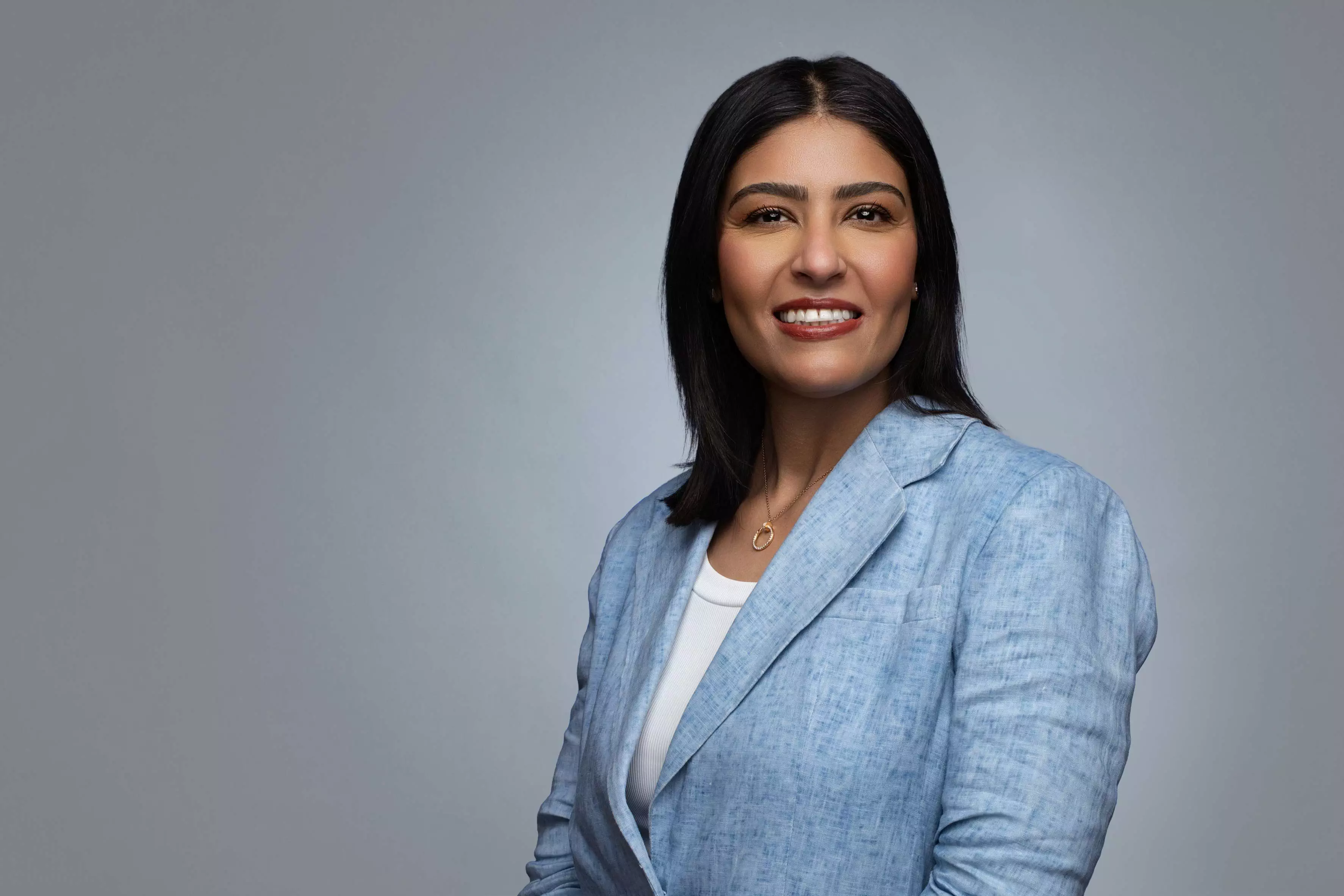 سارة مساعد العميري 